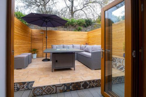 Central Penzance, Modern Stylish Home,nr Seafront.