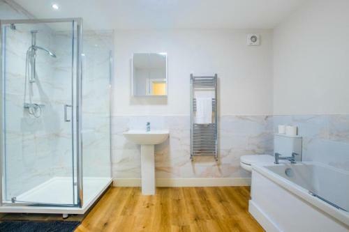 Brand New 3-bed Detached Family Home