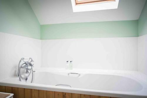 Coachmans Bothy - 50m From The Beach