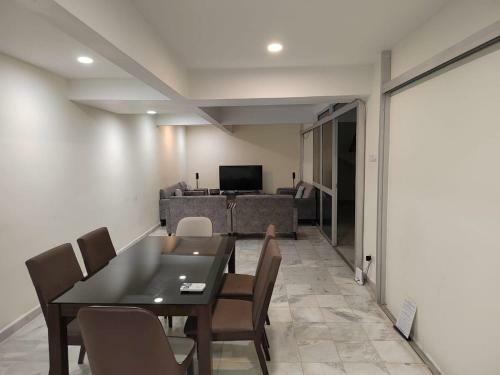 Petaling Jaya Ecovilla 90 By Vale Pine