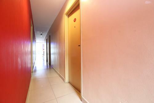 Oyo 89654 My New Home Hotel