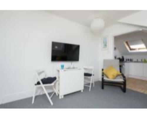 Stopover At Lowcay Apartment C Great For Workers And Groups