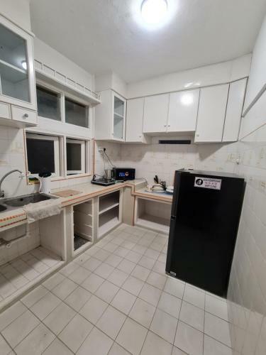 Room @ Wayton Court Jalan Burma Georgetown