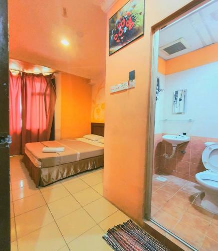 Highway Budget Hotel