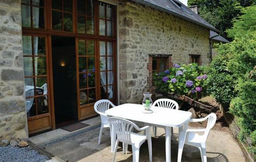 Holiday Home La Geneste O-898