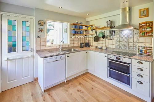 Host & Stay - Edwardian Seaside Town House