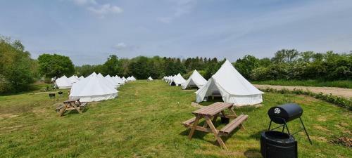 4 Meter Bell Tent - Up To 4 Persons Glamping 19