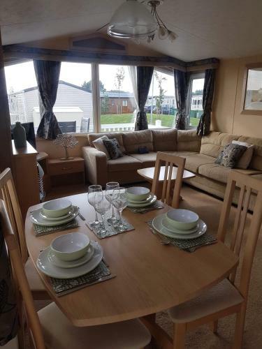 Caravan For Rent At Tattershall Holiday Park