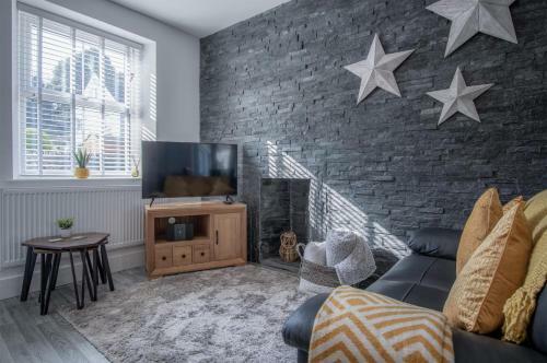 Hawtree Cottage - 2 Bedroom Cottage - Tenby