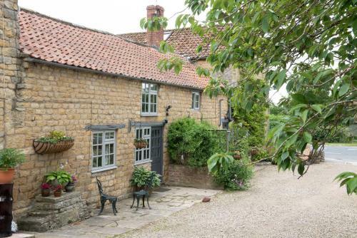 Lodge Sands Farm Cottages