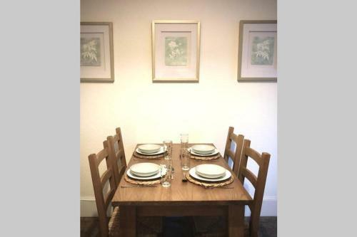 Apartamento Colchester Villas - Spacious, Inviting & Central 6cv