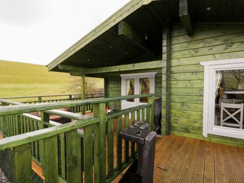 Oak Lodge
