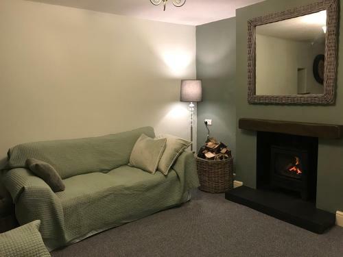 Comfortable Two-bed Cottage With Views To Coast And Hills