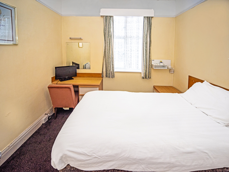 The Sherwood Palm Hotel
