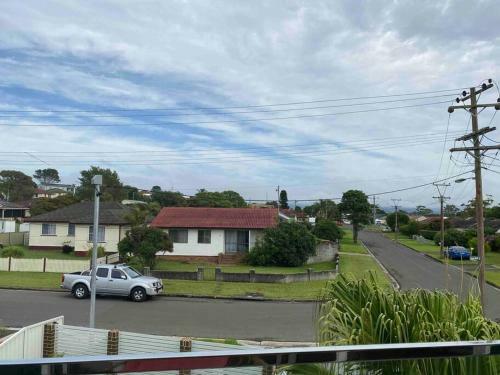 Paradise Palm Retreat - Lake Illawarra