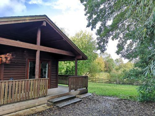 Kingfisher Lodge-huntersmoon -warminster-longleat-bath