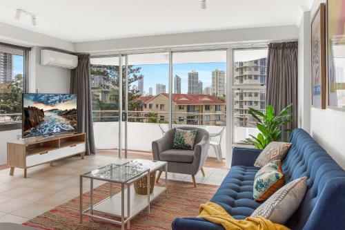 Apartamento Beachfront Studio With Balcony, Parking And Pool
