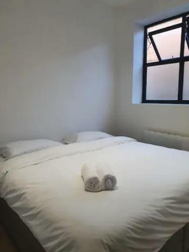 Apartamento Exquisite 1 Bedroom Flat Right On Watford High St