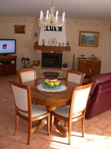 Hostal B&B Villa Les Tamaris