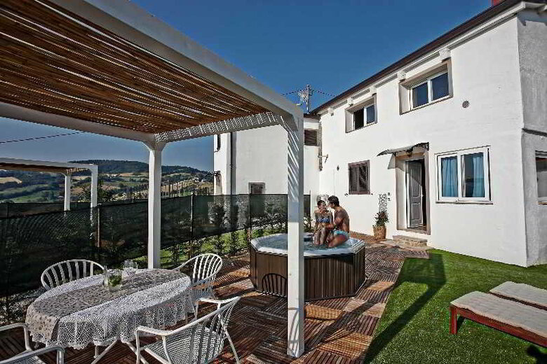 Bed & Breakfast Villa Tamara Country & Spa Suites