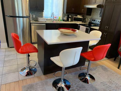 Villa Merci � La Vie! Thanks To Life!