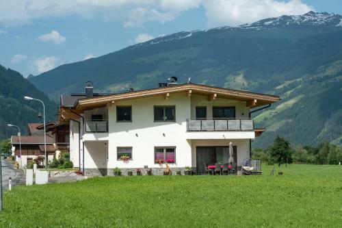 Apartamento Alpinjuwel In Hippach