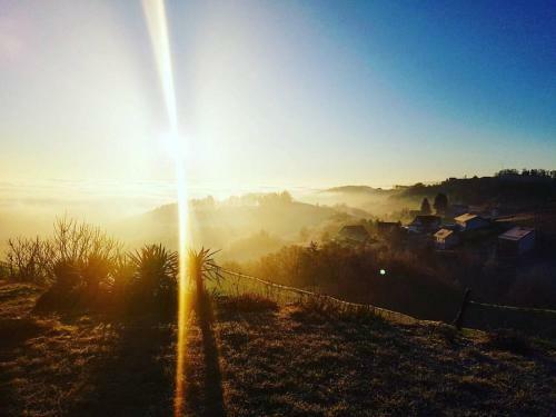 Bed & Breakfast Weingut Albert, Familie Cramer
