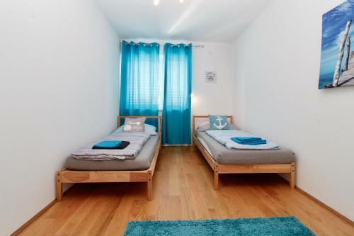 Modern Apartment With Terracce Top 3
