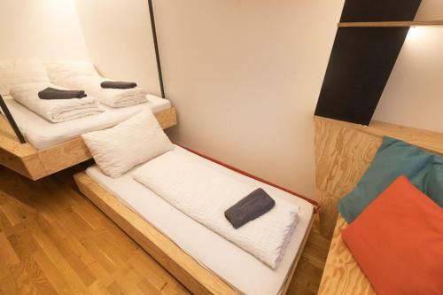 Montagu Hostel
