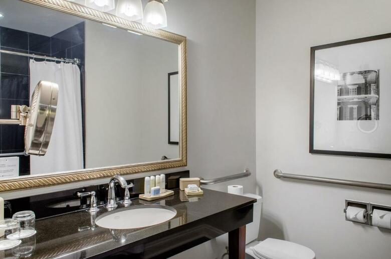 Wyndham Riverfront New Orleans Hotel
