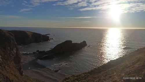 Outlander Boutique B&B King