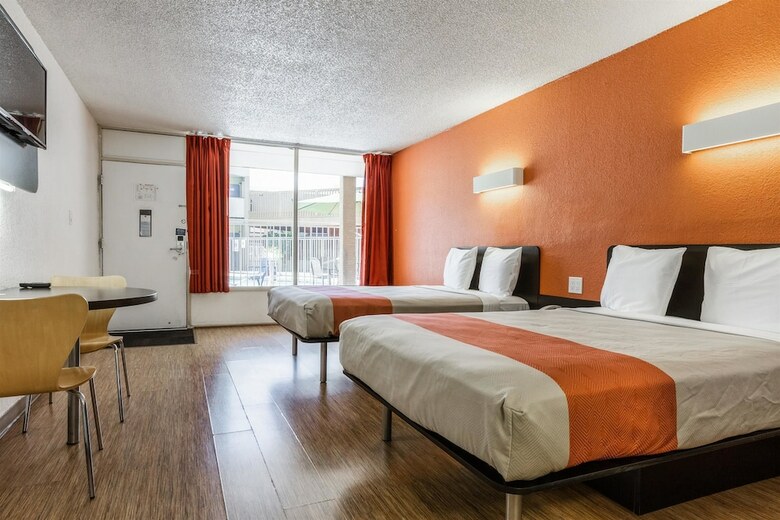 Motel 6 Glendale