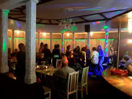 Hostal Penzion A Restaurace Belveder
