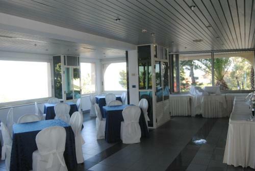 Helios Hotel