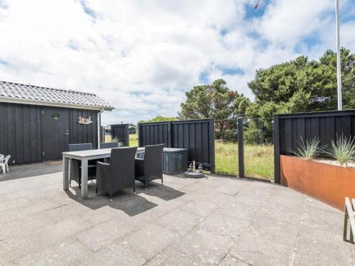 Holiday Home Fan� Cxlvii