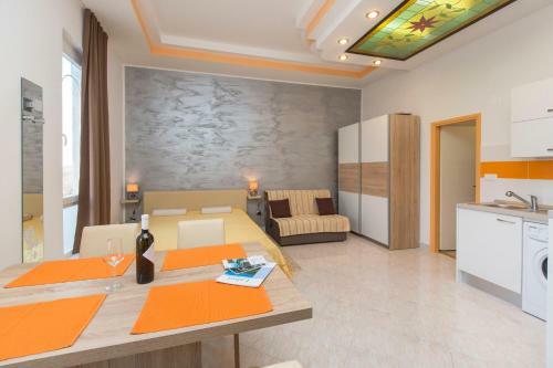 Studio Apartment Leana