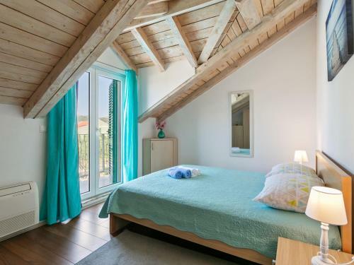 Chic Holiday Home In Marina With Private Swimming Pool