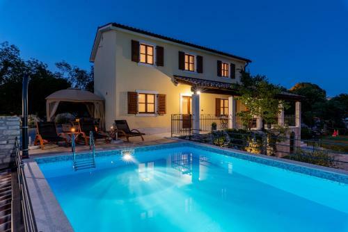 Villa Gogli With Private Pool In Rabac Labin