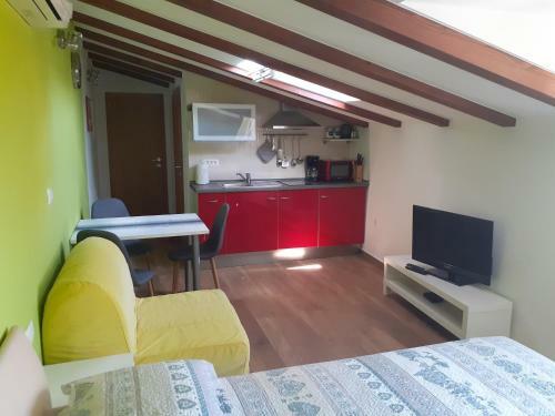 Apartments Dolores Bradicic