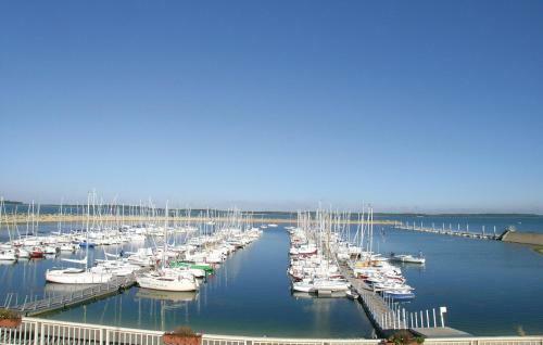 Holiday Home Mesnil St Pere Cottages de Port