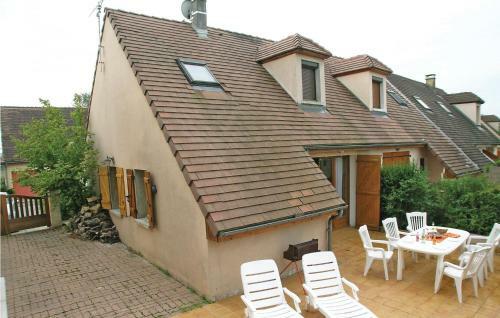 Holiday Home Mesnil St Pere Cottages de Port