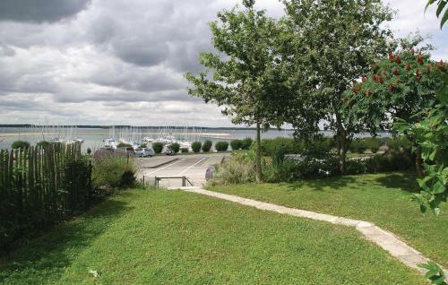 Holiday Home Mesnil St Pere Cottages de Port
