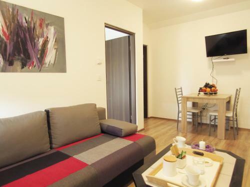 Hostal Apartment & Room Renee