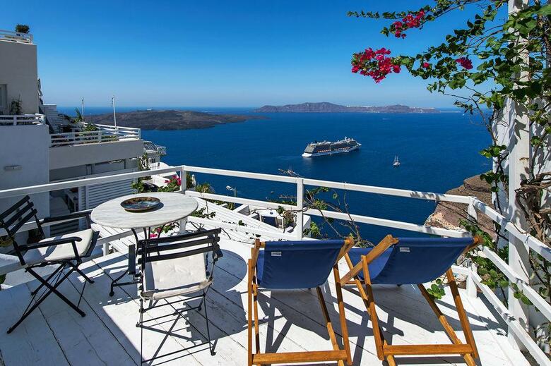 Apartamentos Porto Fira Suites