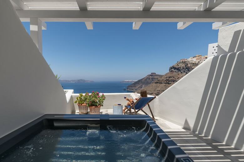 Apartamentos Porto Fira Suites
