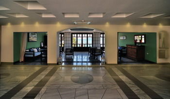 Hotel Golden View (.)