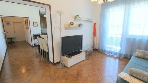 Apartamento Laura , 30 M From The Beach