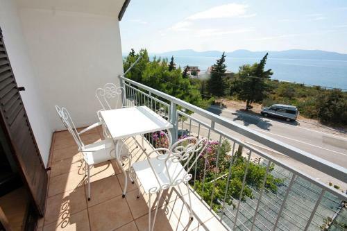 Hostal Rooms With A Parking Space Podaca, Makarska - 517