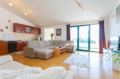 Beach Apartment Puharic