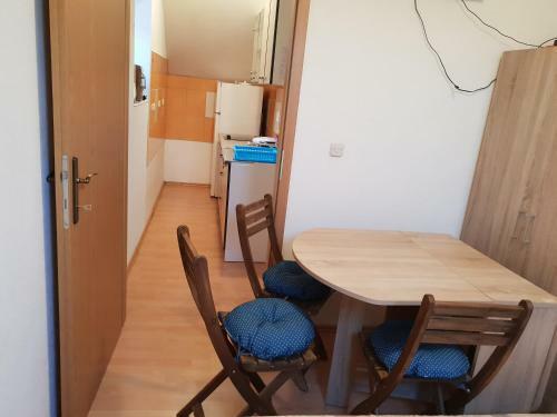 Apartmani Vera By The Sea